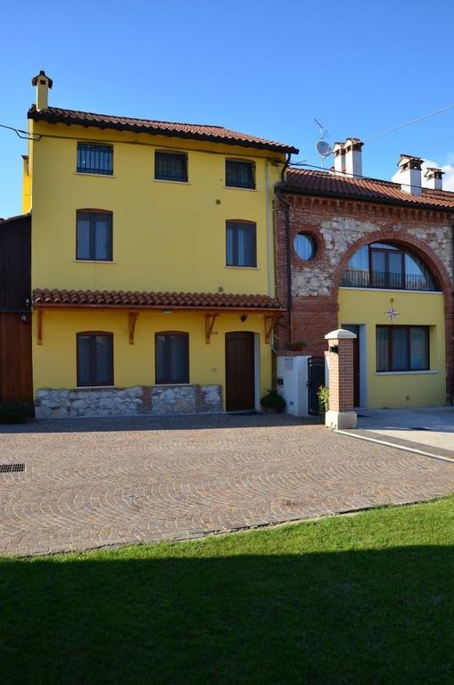Costabissara Agriturismo Alla Corteヴィラ エクステリア 写真